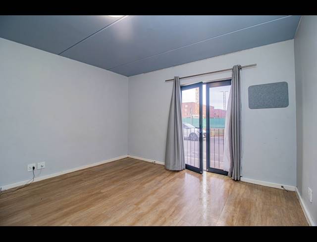 1 bed property for sale in PINELANDS